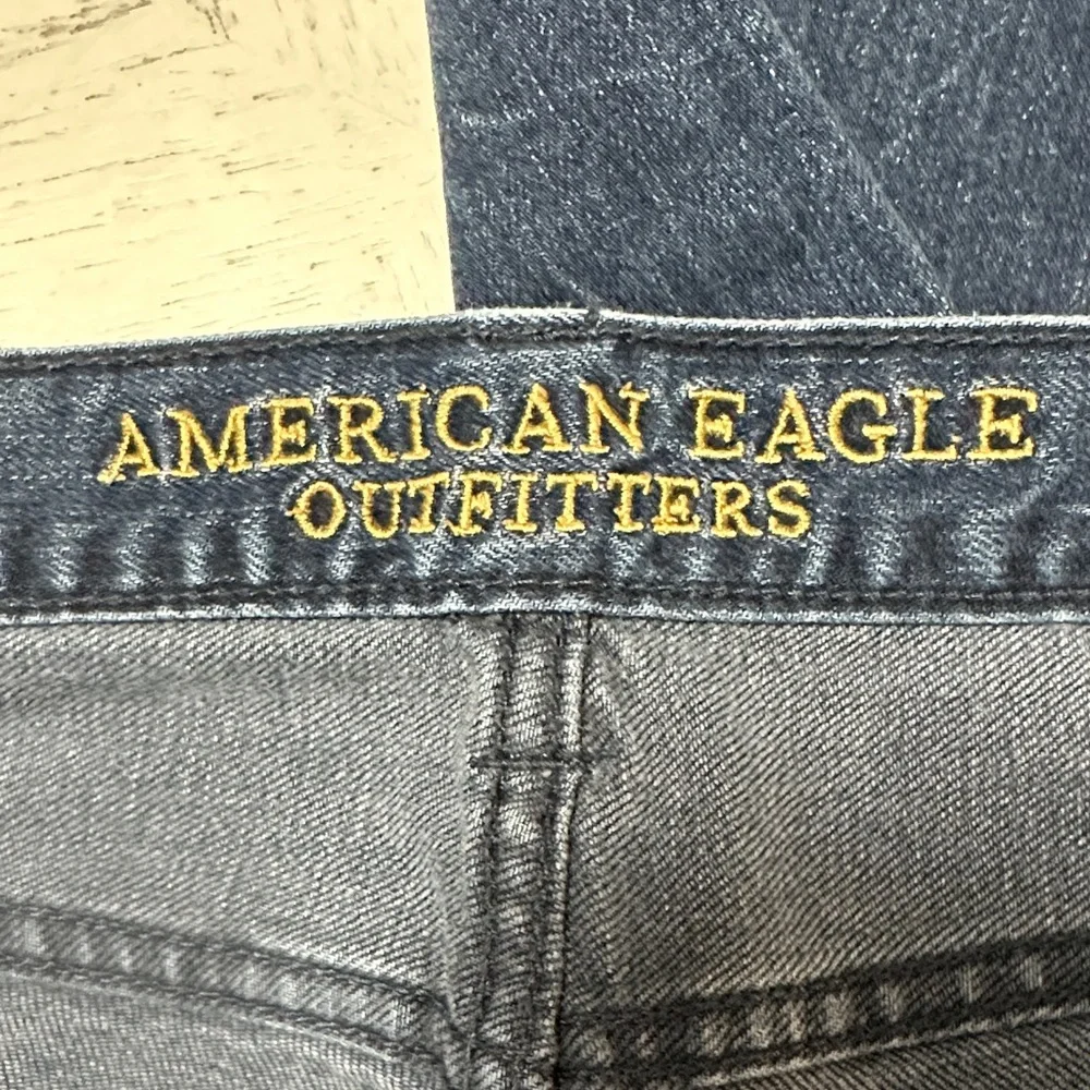 American Eagle Outfitters Classic Indigo Jeans - Picture 3 of 4